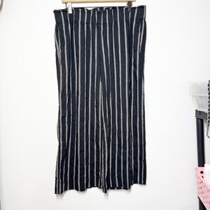 J. Jill Black and tan Striped linen stretch wide leg pull on pants M